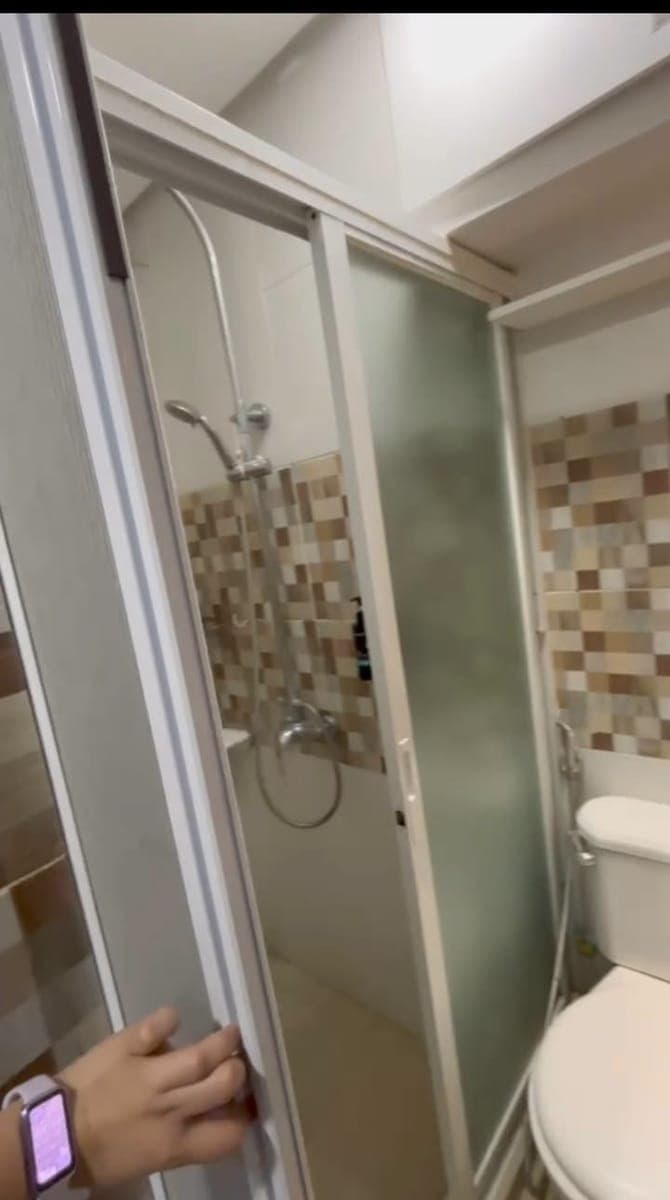For Long-Term Rent 2 Bedrooms 50 Sqm In Trees Residences Near SM Fairview Pool View - photo 3