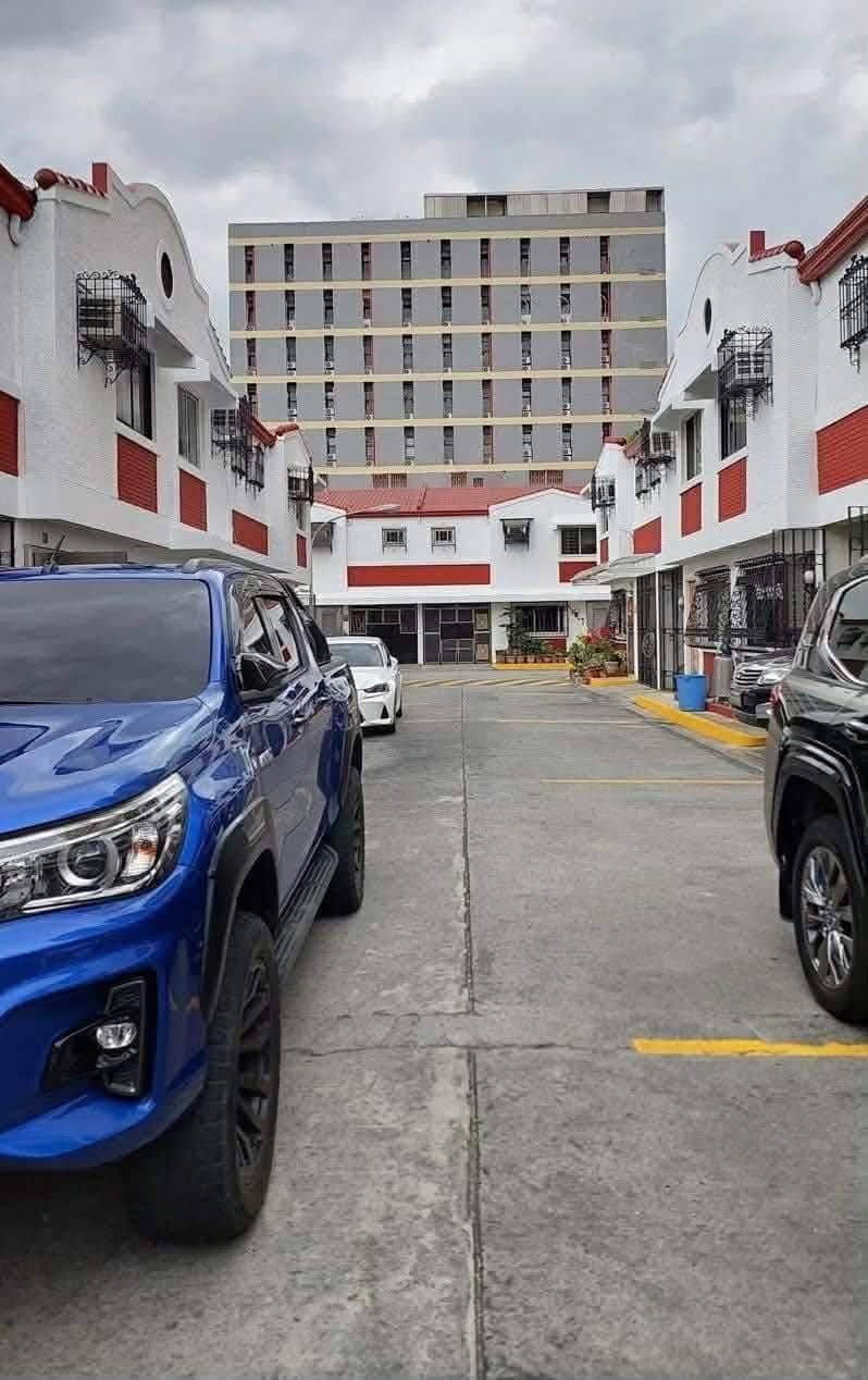 TOWNHOUSE FOR RENT – Parañaque City - photo 1