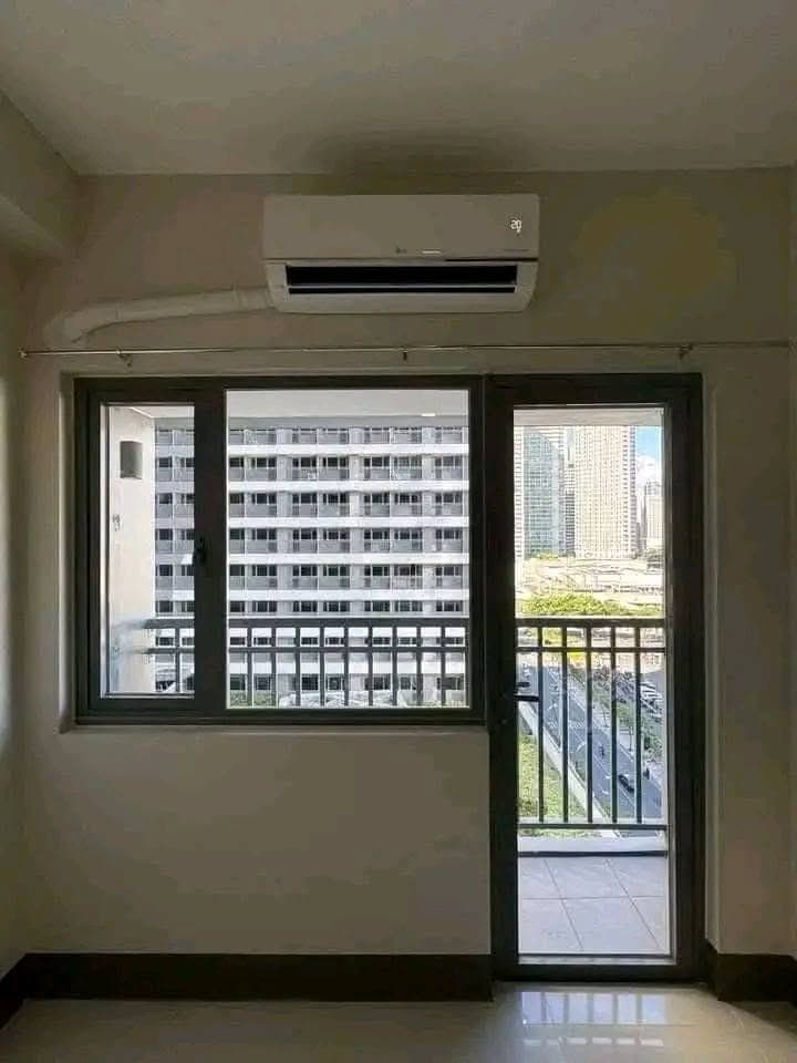 RUSH CONDO FOR RENT - photo 2