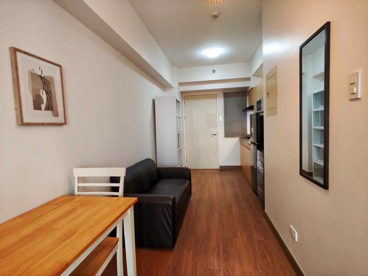 For Lease: Infina Towers, 1BR Unit - photo 4