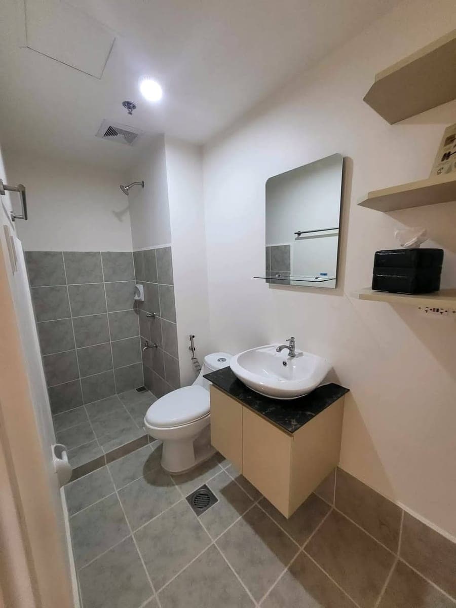 For Rent - photo 4
