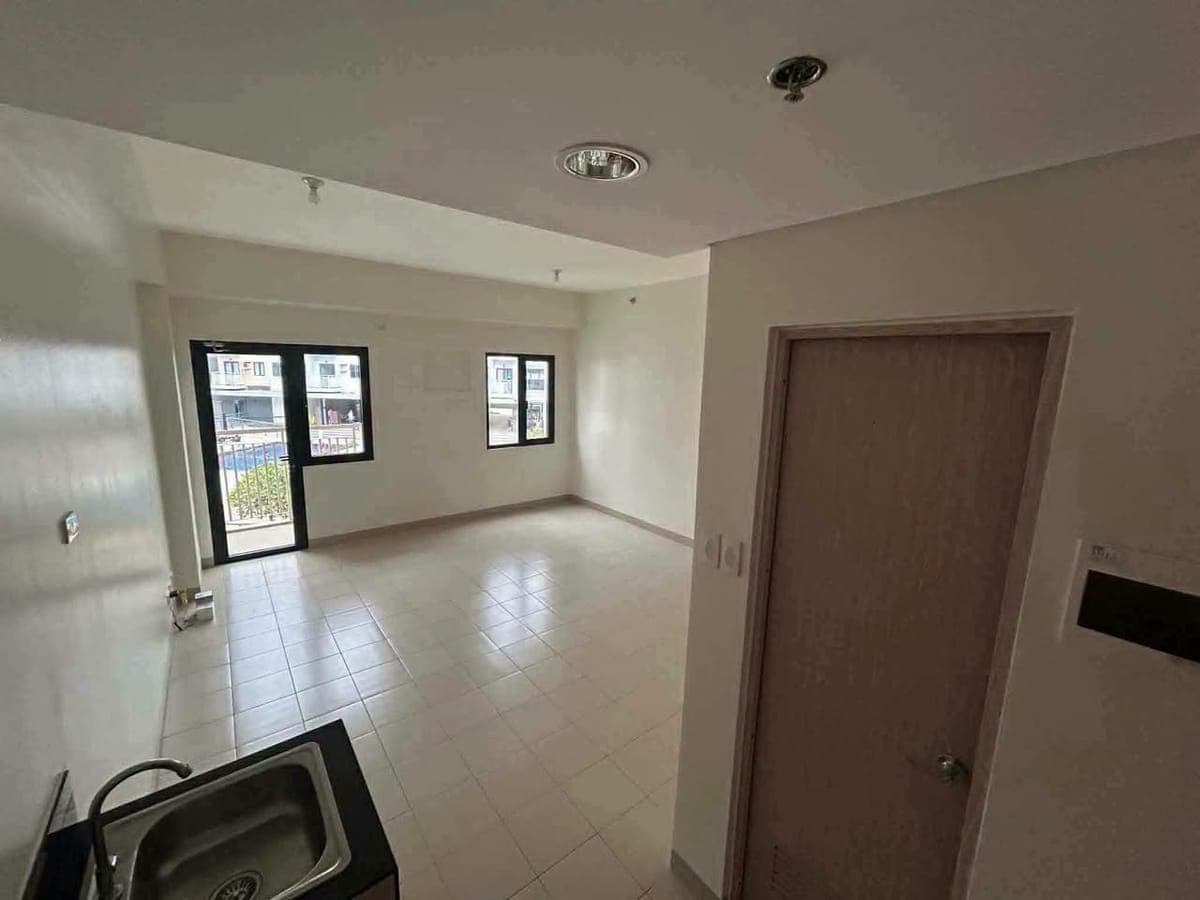 Hill Residence‼️          15k UNIT & including  PARKING - photo 5