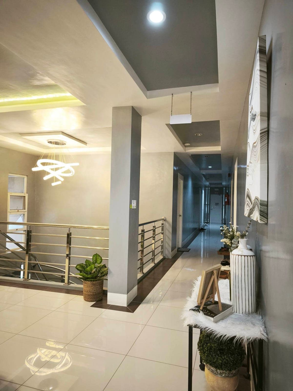 Available Studio Room for Rent! - photo 7