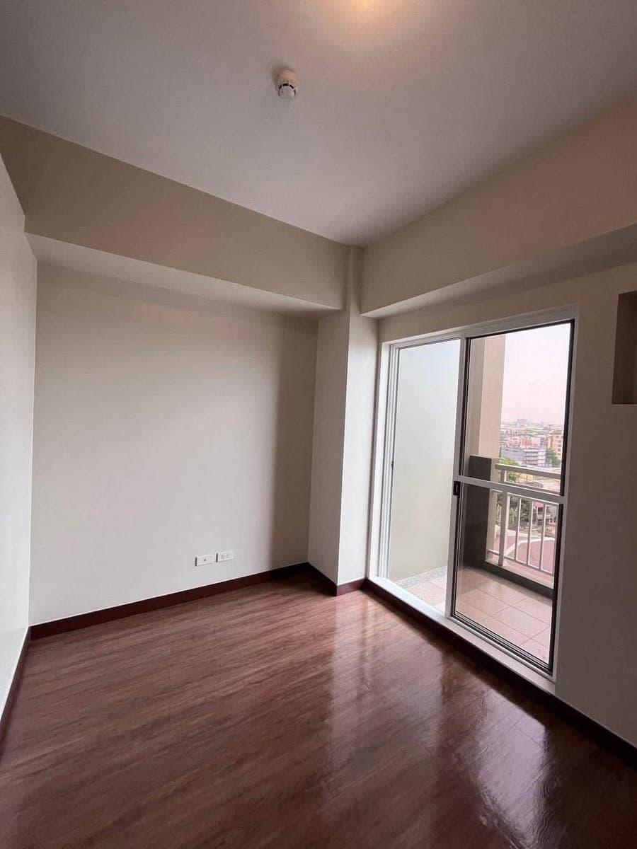 𝐅𝐎𝐑 𝐑𝐄𝐍𝐓: 1 Bedroom Semi-Furnished Unit with Parking at DMCI Cameron, Quezon, City - photo 4