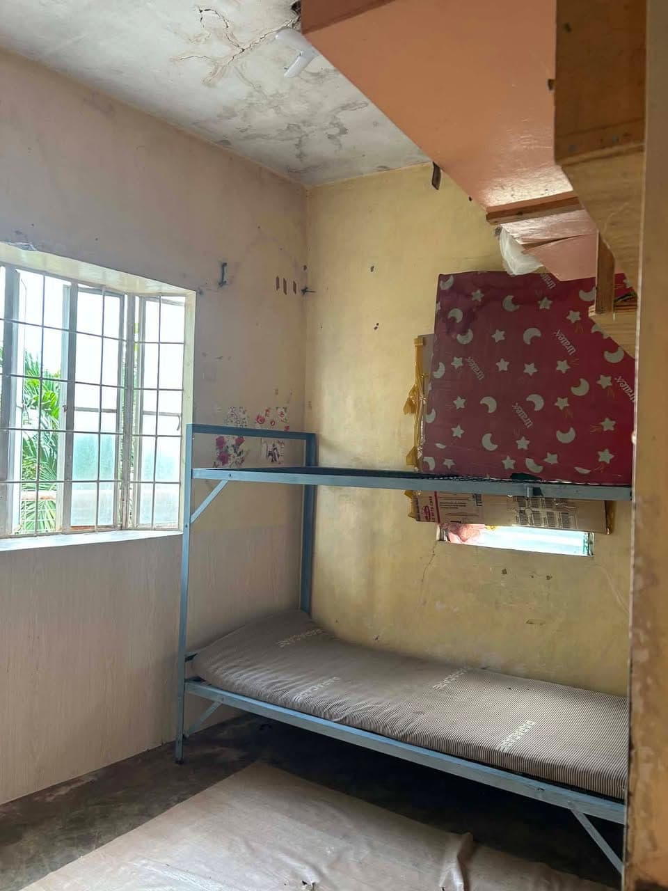📌2BR> 🍀LOOKING FOR APARTMENT!! gurl OR COUPLE   only 1 BR AVAILABLE💚 - photo 1