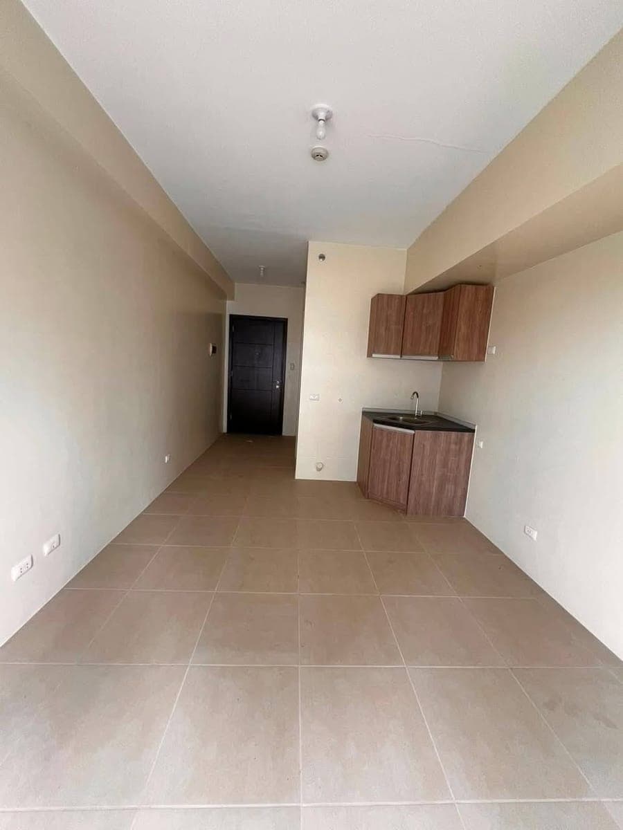 For Rent: - photo 1