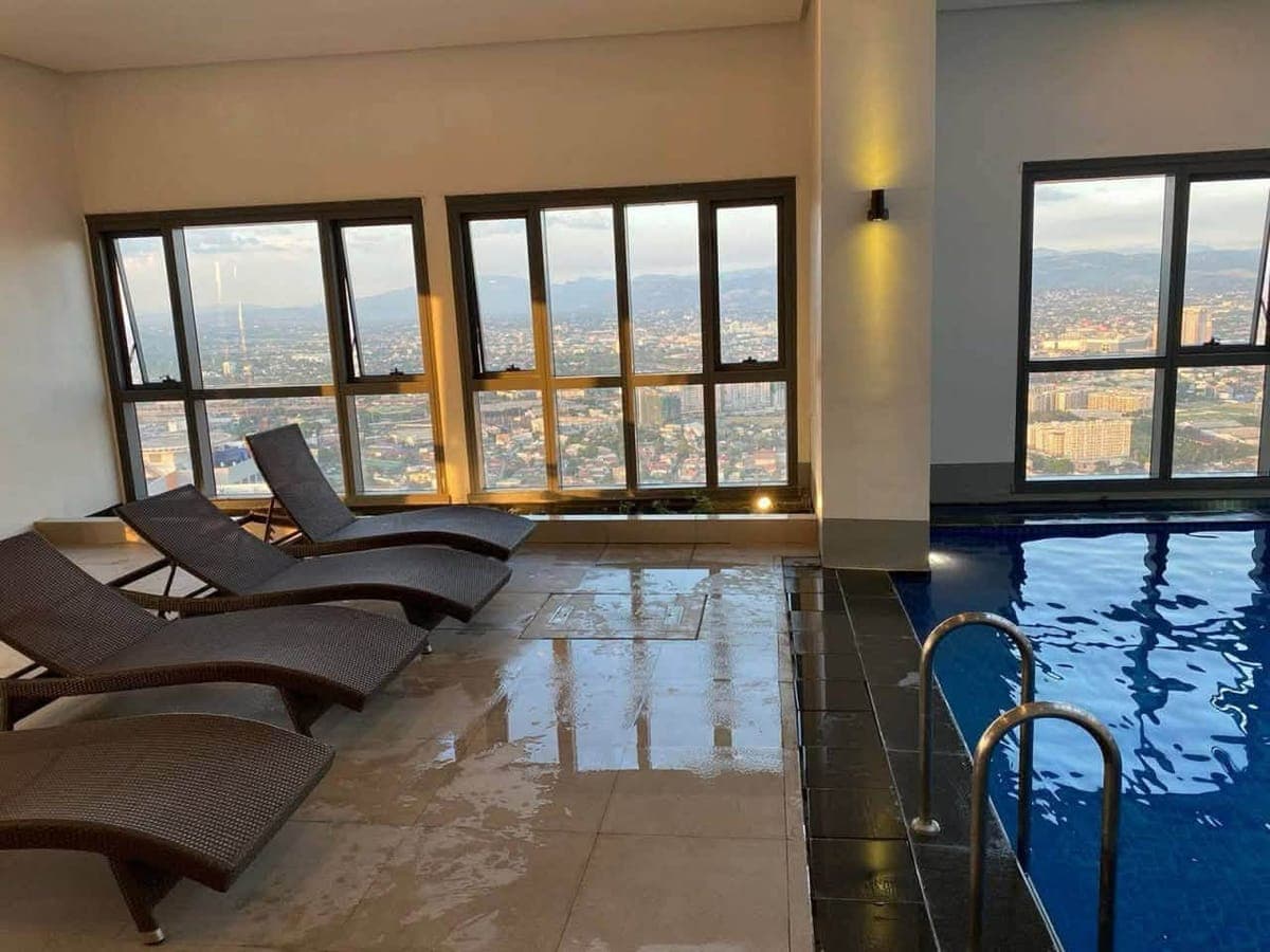 𝐅𝐎𝐑 𝐑𝐄𝐍𝐓: 1BR Fully Furnished Corner Unit in One Eastwood Avenue Tower, Eastwood City, Quezon City - photo 3