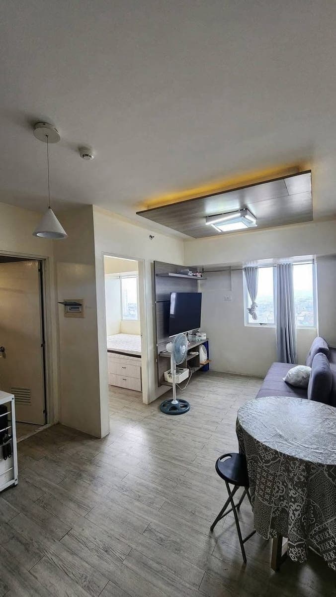 For Rent 1 Bedroom unit - photo 1