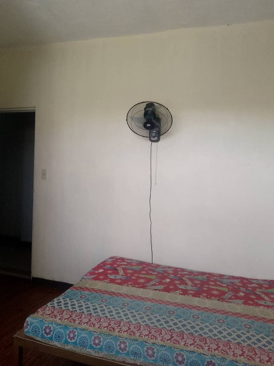 Room for rent - photo 1