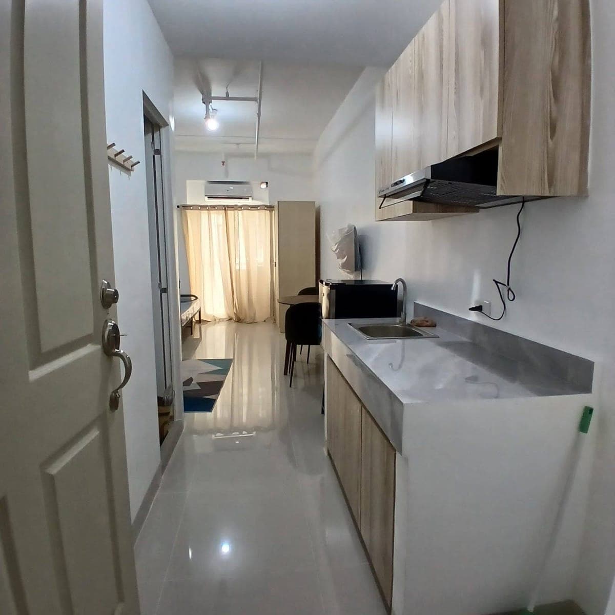 Rent Now- 20k/month w Balcony - photo 1