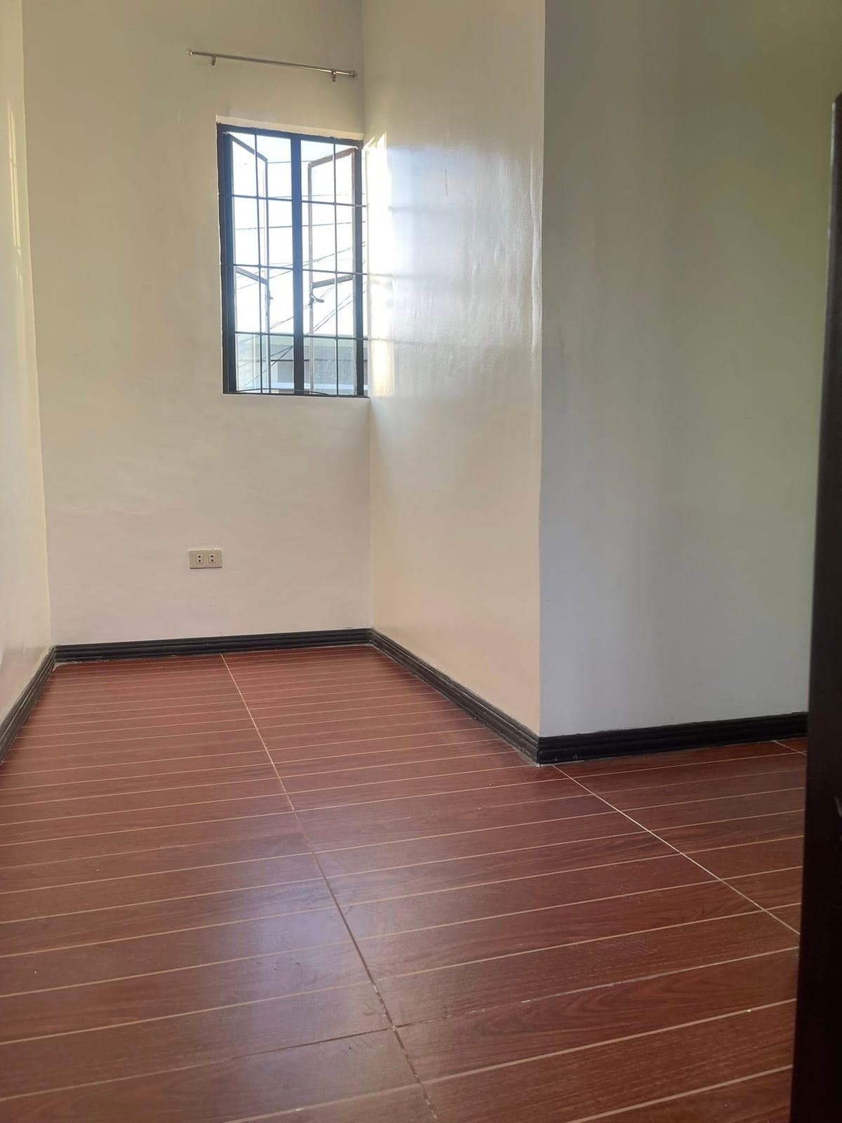 house for rent at phase3 lumina  abilay norte oton - photo 3