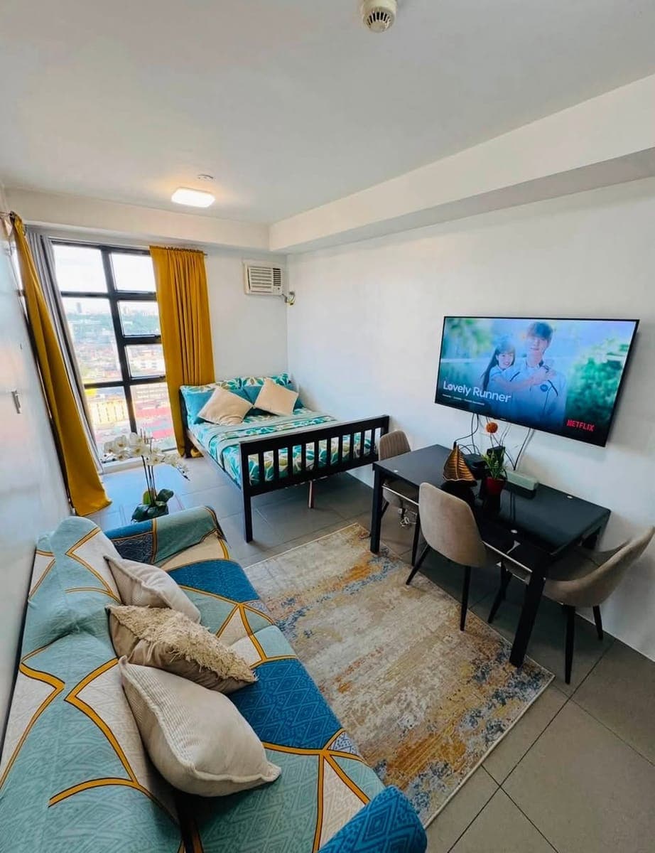 CONDO UNIT FOR RENT - photo 2