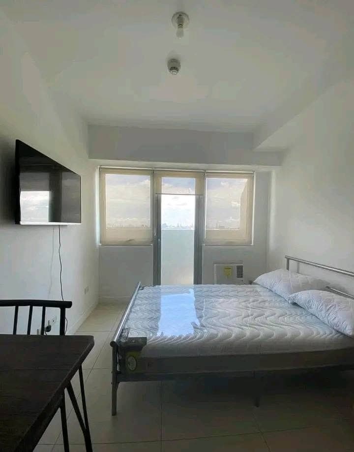FOR RENT: ₱16,000/month. - Inclusive association dues - photo 1