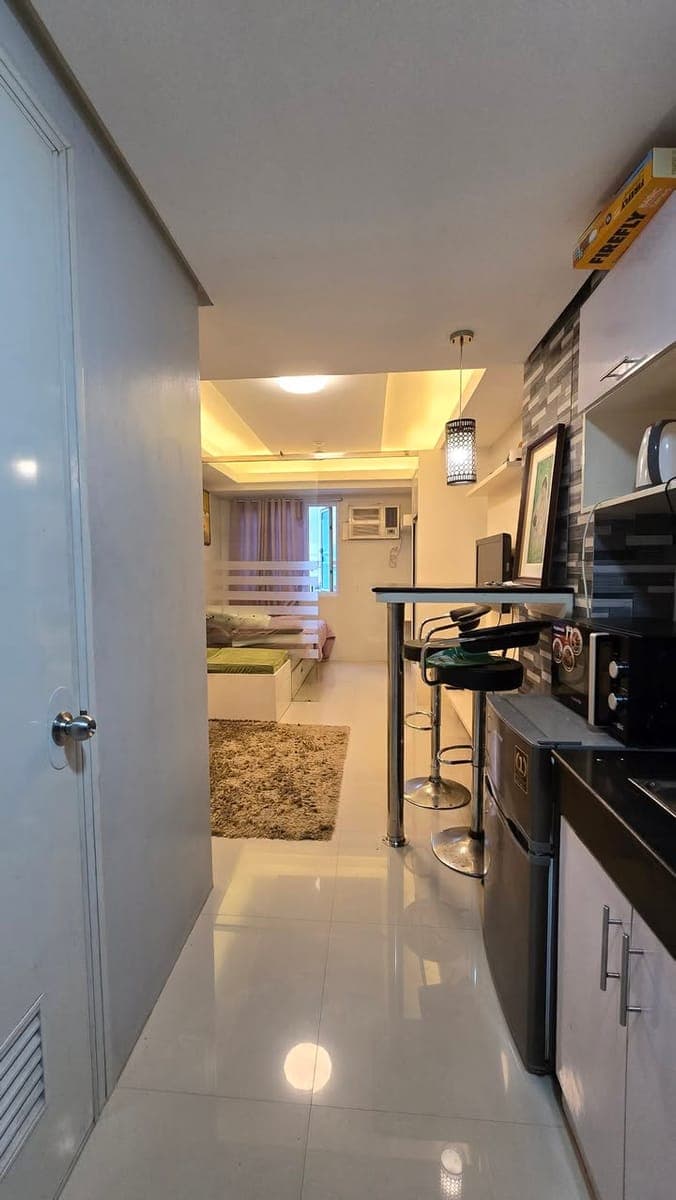 **FOR RENT 17K MONTHLY INCLUSIVE ASSOC DUES ** - photo 2