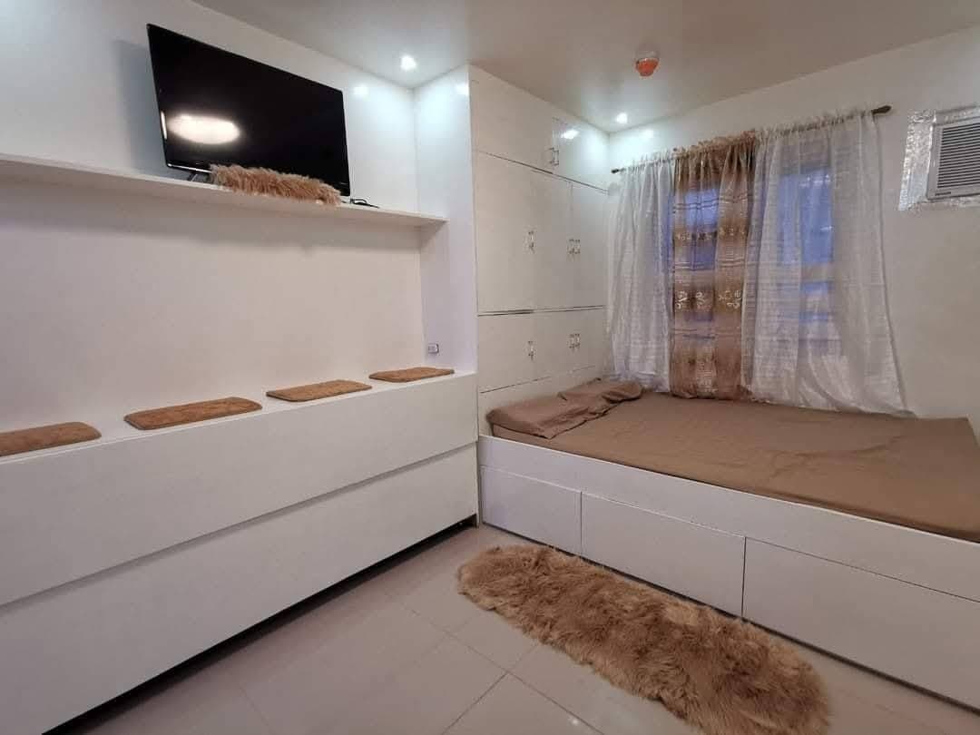 🏠 FOR RENT: Condo Unit - photo 3