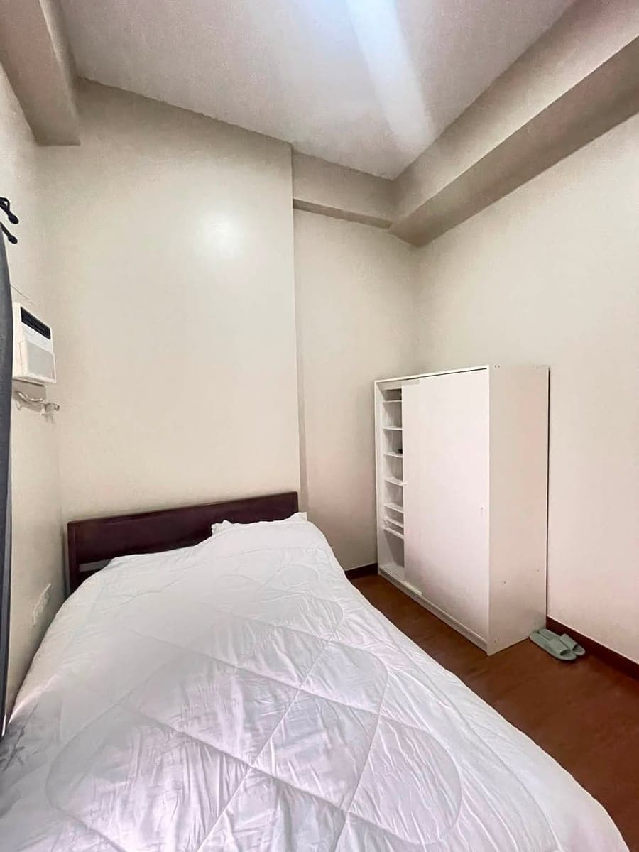 🏡 FOR RENT | 2BR Furnished Unit - photo 3