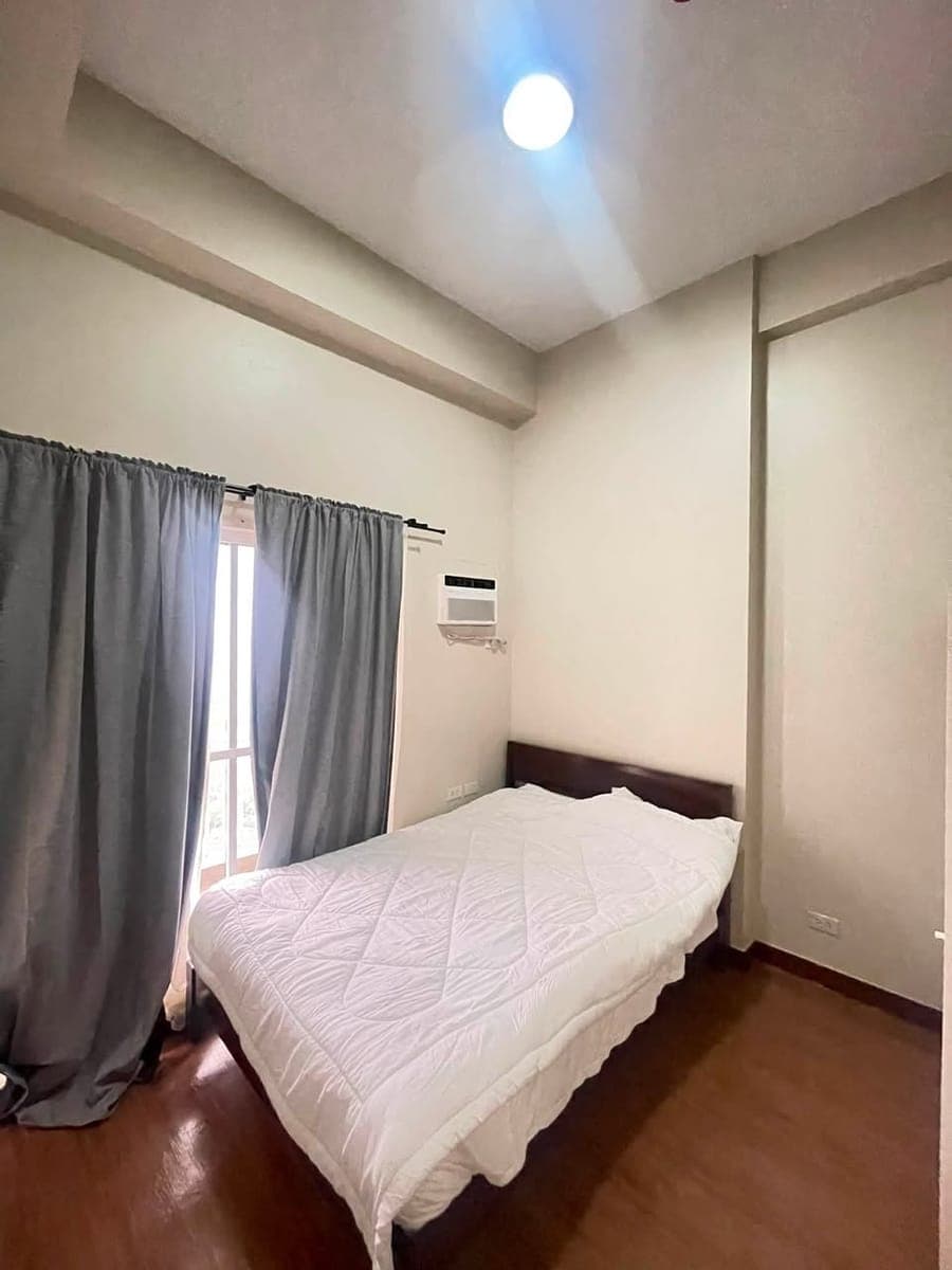 🏡 FOR RENT | 2BR Furnished Unit - photo 4