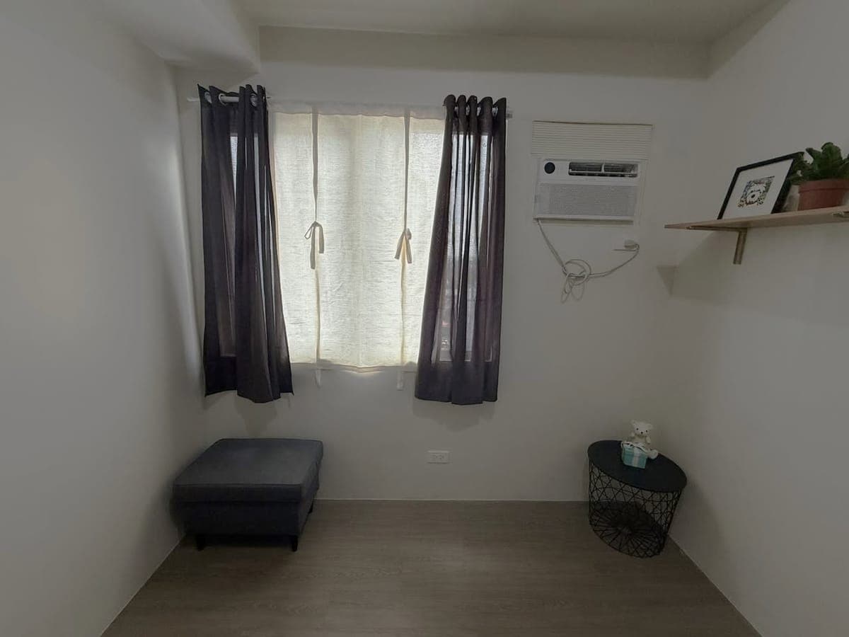 Fully Furnished Studio Condo Unit For Rent - 14th Floor at Hawthorne Heights - photo 3