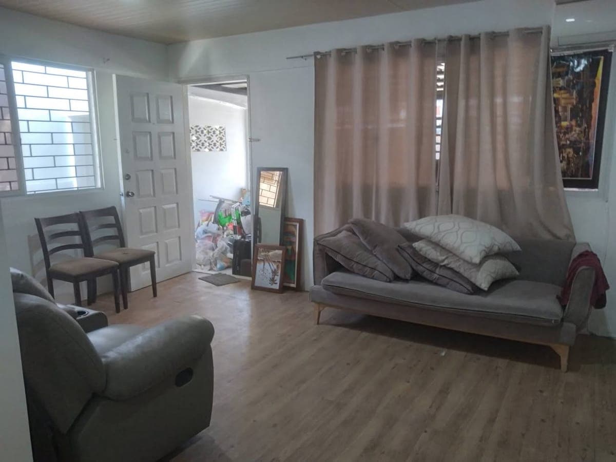 🏡FOR RENT Bungalo house  inside BFRV Las Pinas ,25k - photo 2