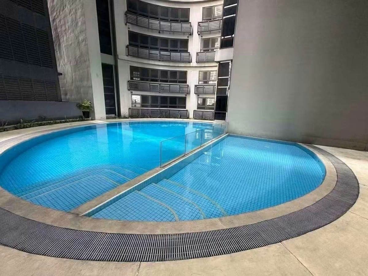 For Rent: - photo 1