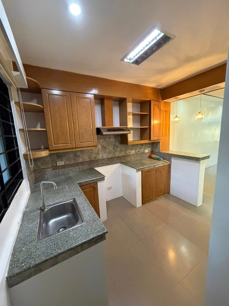 HOUSE FOR RENT – Pilar Village, Las Piñas - photo 4