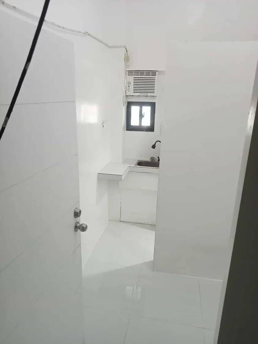 🏠  BRAND NEW STUDIO ROOMS with AIRCON for RENT!  Own Kitchen & Toilet & Bath. IKAW ang unang Titira! - photo 2