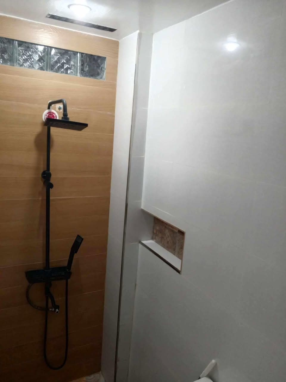 House for Rent Along Molino Blvd Bacoor - photo 5