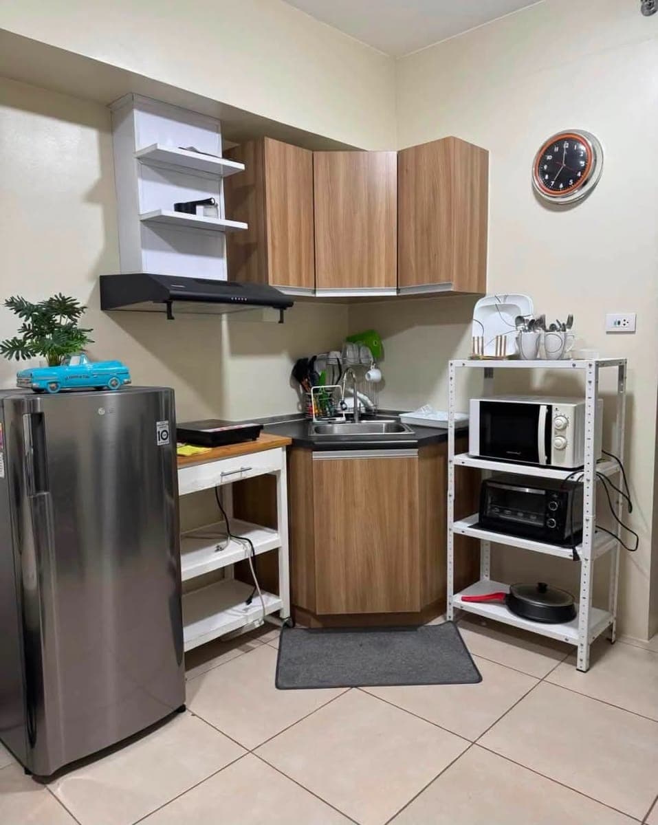 RUSH CONDO FOR RENT – FULLY FURNISHED STUDIO - photo 2
