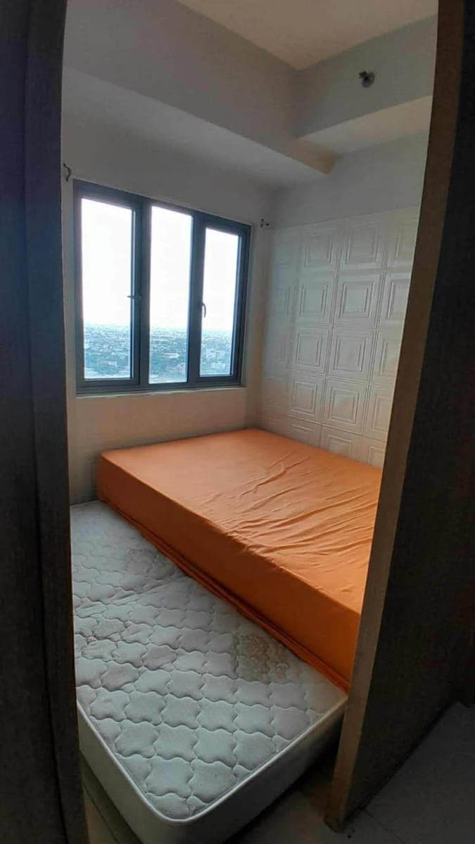 FOR RENT GRASS RESIDENCES - photo 1
