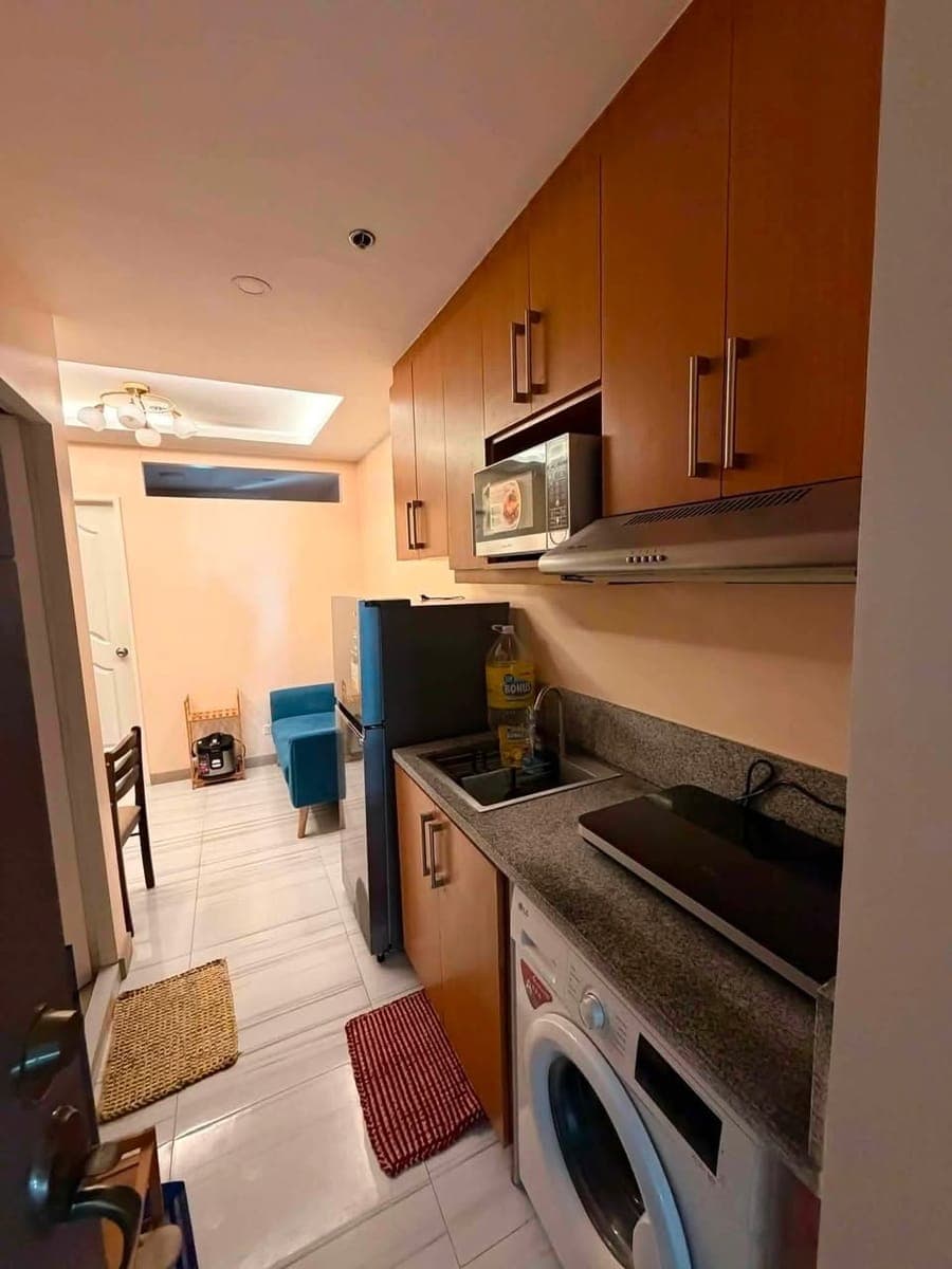 🏢 CONDO FOR RENT IN QUEZON CITY! - photo 1