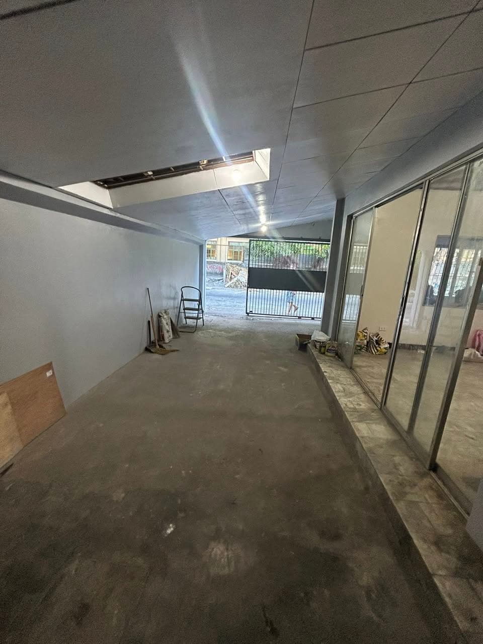 House For Rent - photo 1