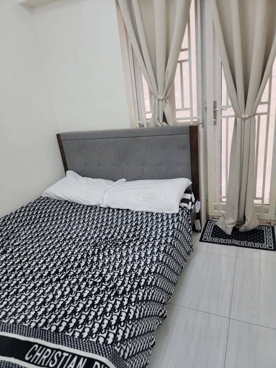 FOR RENT : 1 Bedroom in Victoria Sports Station 2 , Edsa Kamuning Quezon City - photo 1