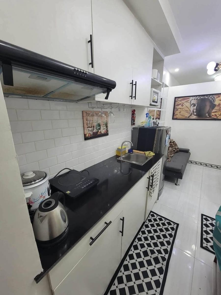 FOR RENT : 1 Bedroom in Victoria Sports Station 2 , Edsa Kamuning Quezon City - photo 3