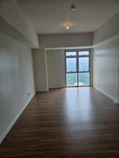 FOR LEASE - photo 2