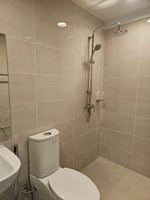 FOR LEASE - photo 5