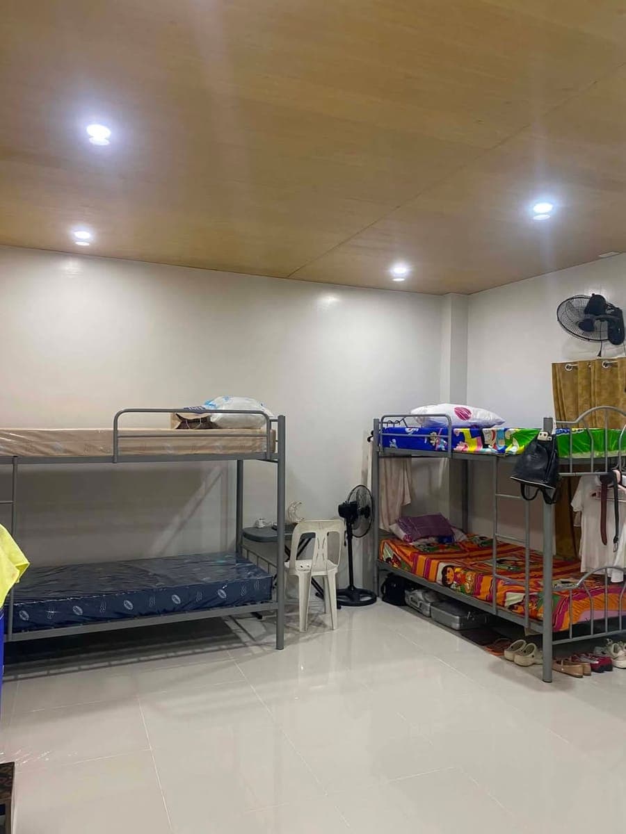 FEMALE BEDSPACER FOR RENT!!! - photo 2