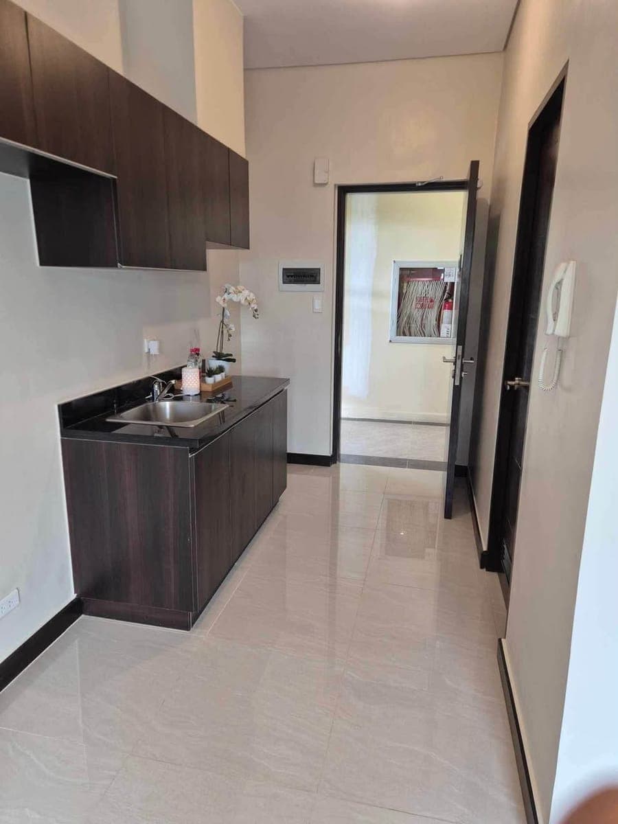 📌 AURORA ESCALADES CUBAO studio unit 16k inclusive of assoc dues (1+1 only) - photo 4