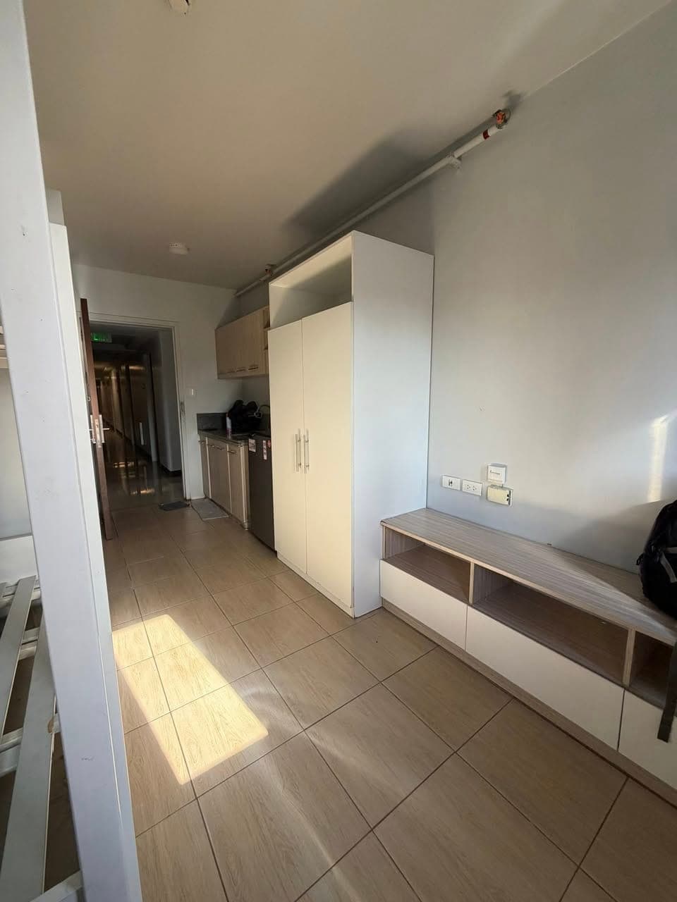 For rent or for sale (Studio City Filinvest Alabang) - photo 3