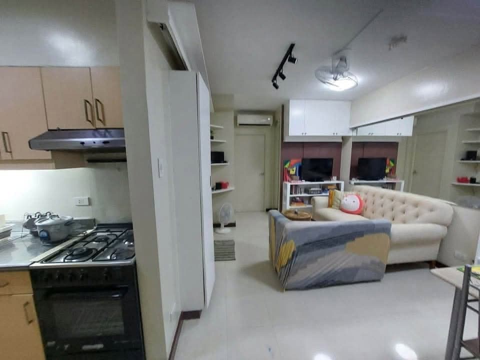 𝐅𝐎𝐑 𝐑𝐄𝐍𝐓: 2BR Condominium DMCI One Castilla Place, Quezon City - photo 3