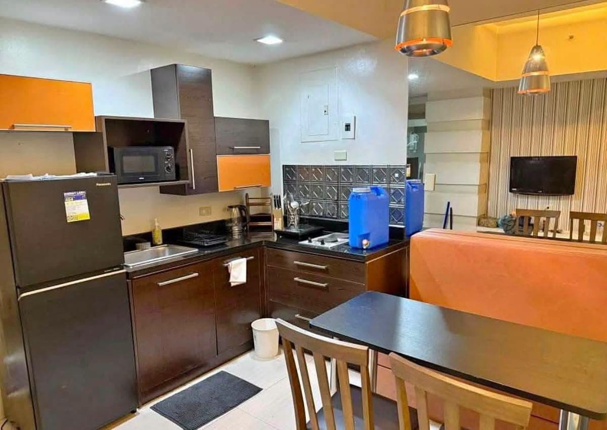 RUSH CONDO FOR RENT – PRINCEVILLE CONDO - photo 3