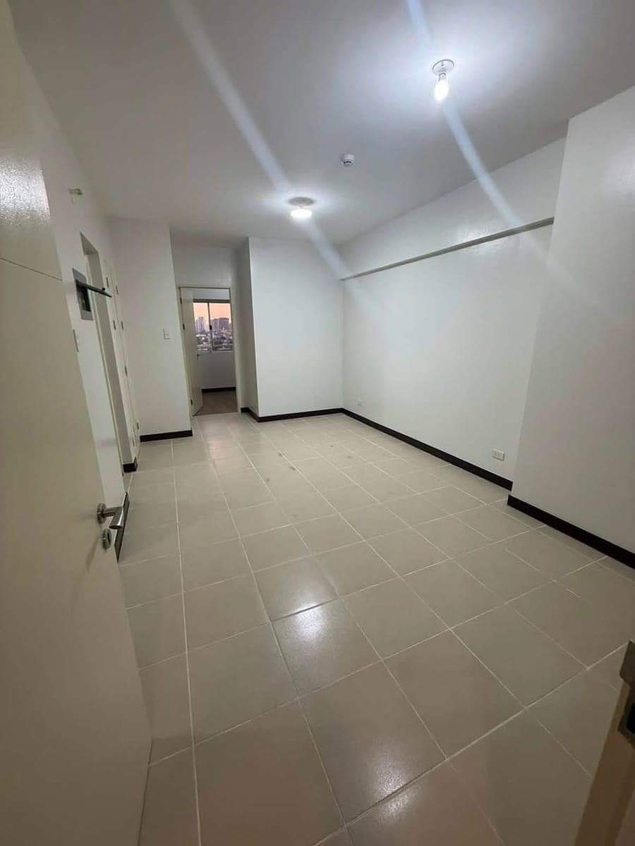 🏙️ FOR LEASE | Spacious 2BR Bare Condo Unit at Infina Towers, Quezon City - photo 1