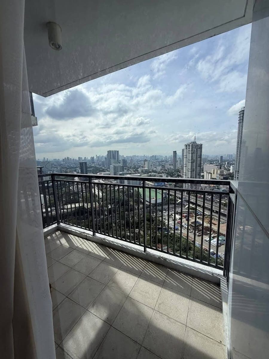 FOR RENT / FOR SALE – 1-Bedroom Furnished Condo Unit - photo 4