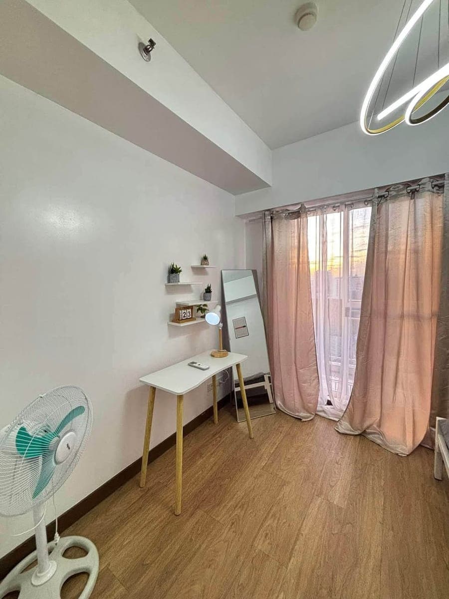 RUSH FOR RENT One Bedroom with balcony - photo 5