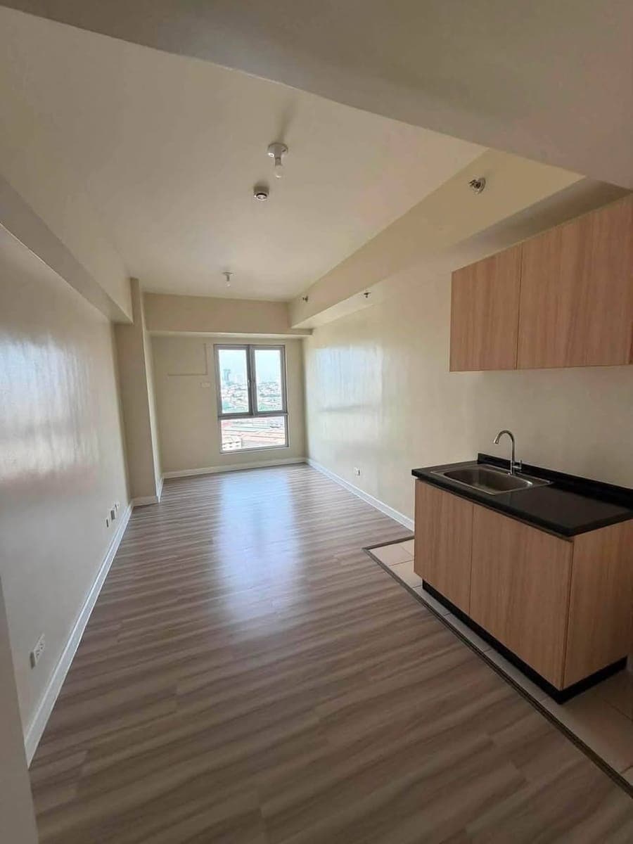 FOR RENT / FOR LEASE — Avida Towers Cloverleaf Tower 2 - photo 1