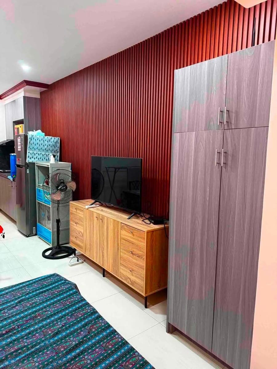 🏢 FOR RENT – FULLY FURNISHED Studio Condo Unit - photo 2