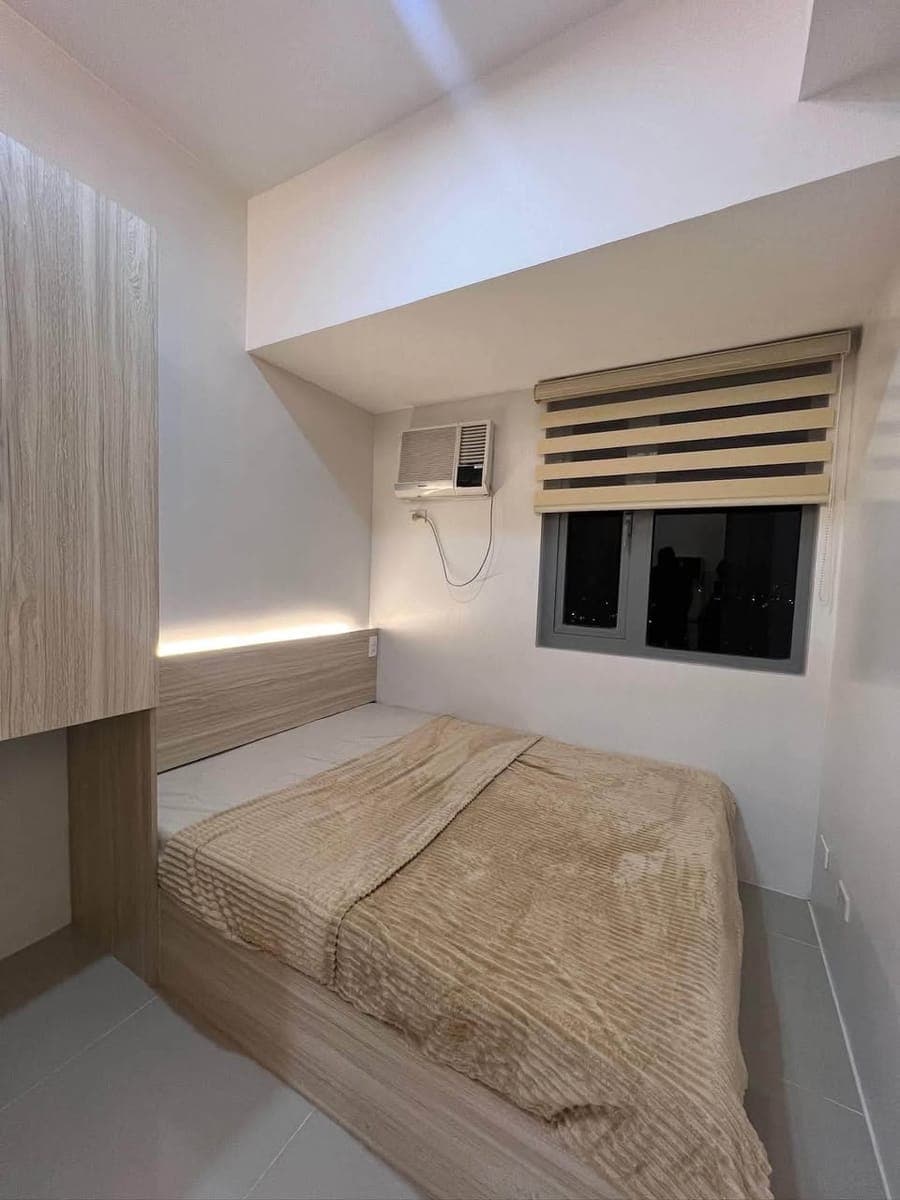 FOR LEASE GRASS RESIDENCES - photo 1