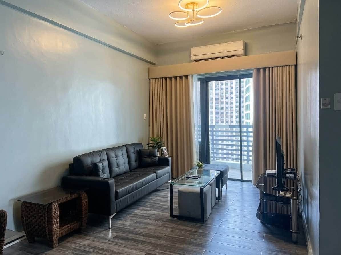 CONDO + PARKING FOR RENT!!! - photo 2
