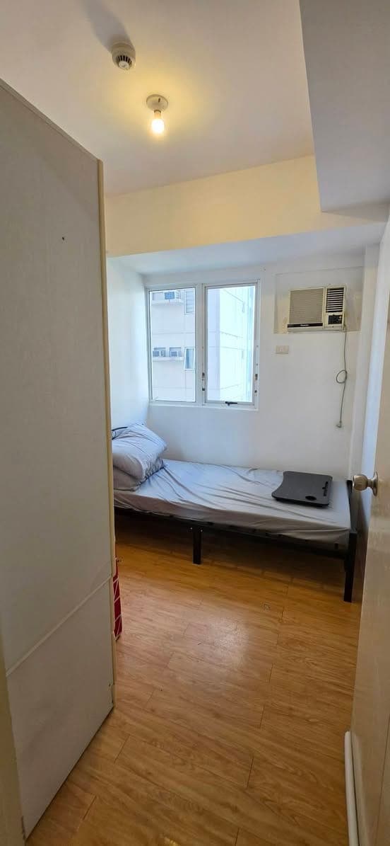 For Rent 1 Bedroom unit - photo 2