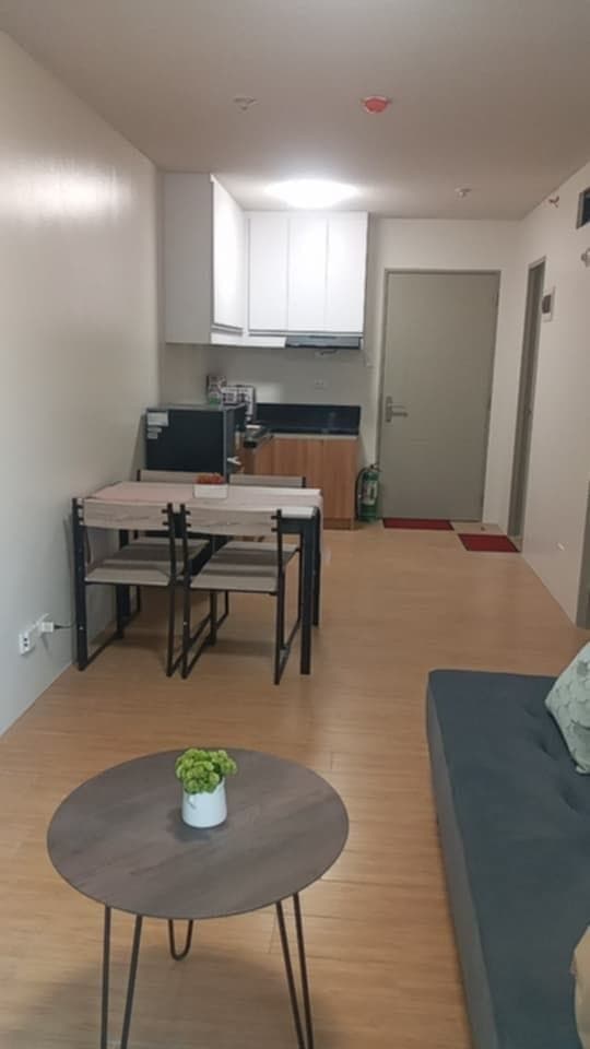 2 Bedroom furnished (1st Tenant) at Panglao Oasis Taguig Located at Levi Mariano Avenue, Barangay Us... - photo 3