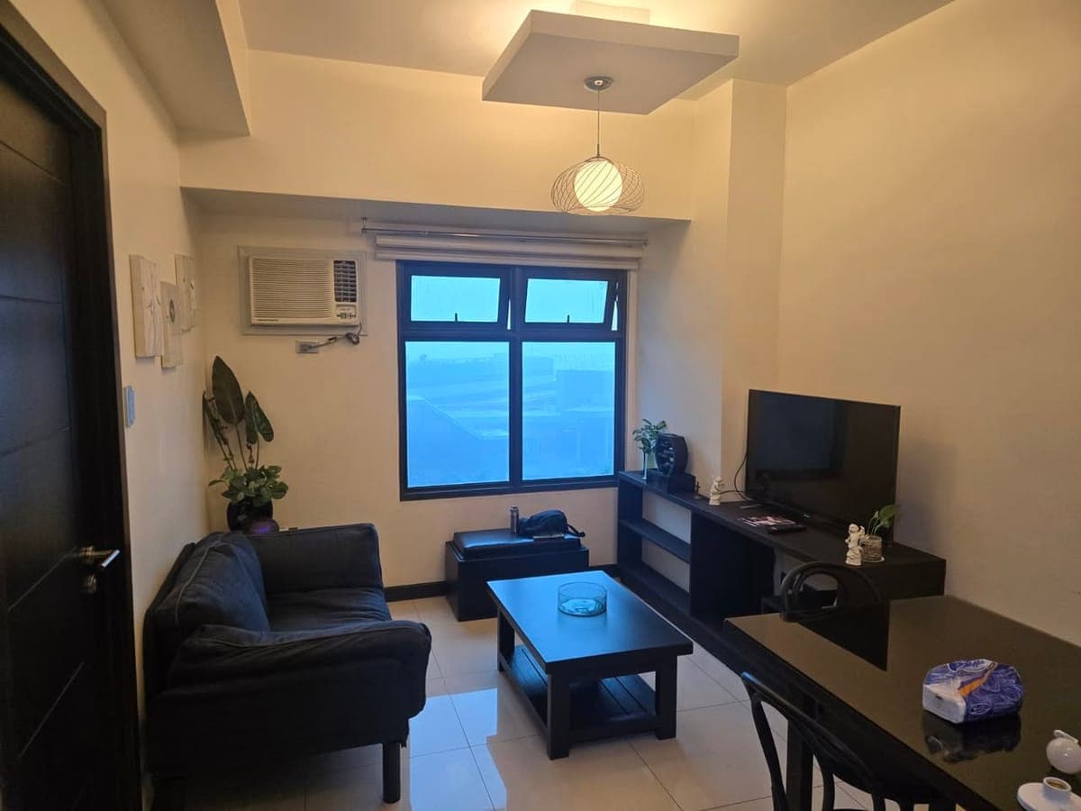 **FOR RENT | THE MAGNOLIA RESIDENCES – TOWER B** - photo 2